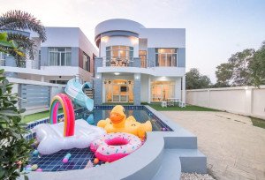 Beach Access Sand Pool Villa VVH25.18 | Pranburi